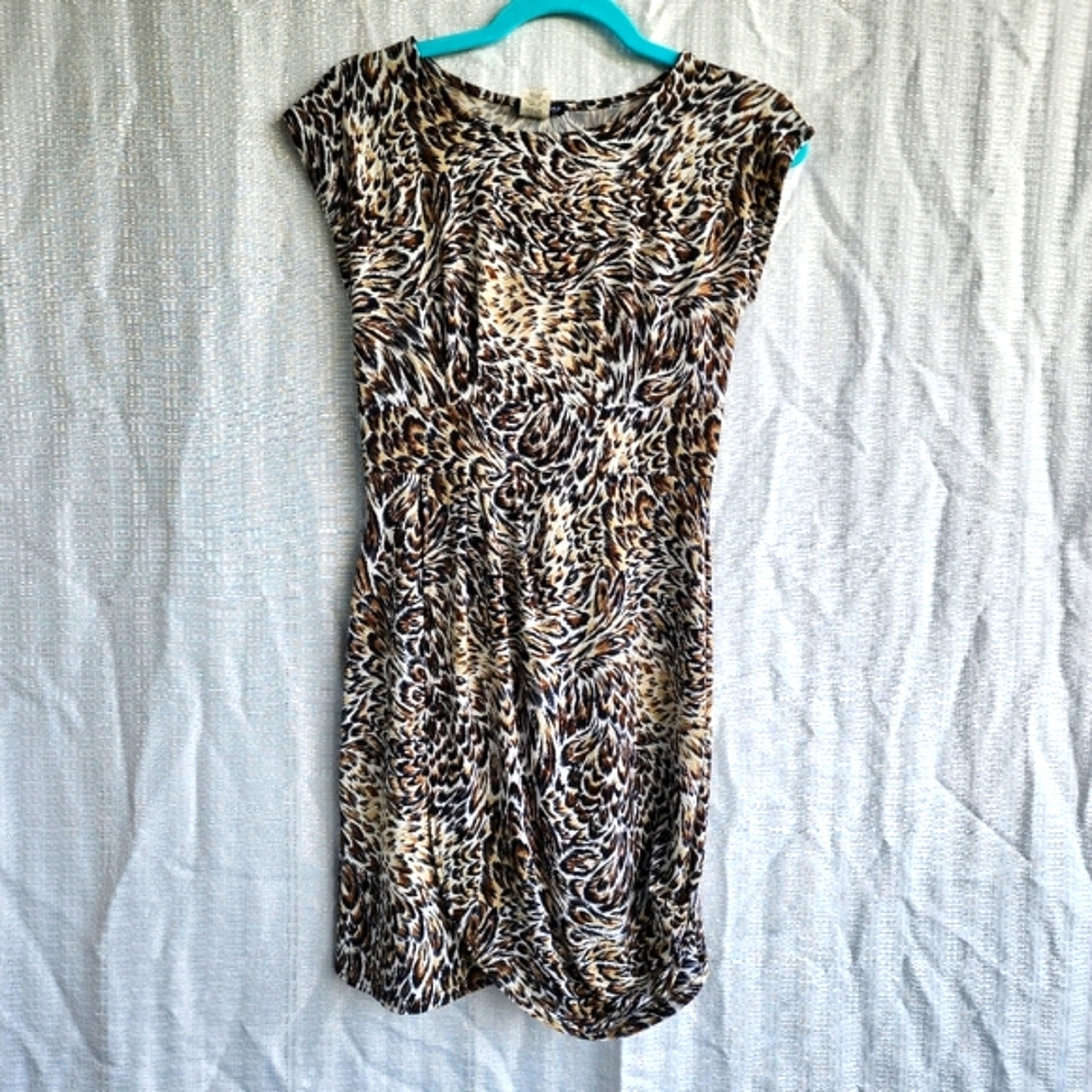 NWOT  ANIMAL PRINT DRESS WITH FAUX WRAP FRONT BY MANDEE ~ SIZE SMALL